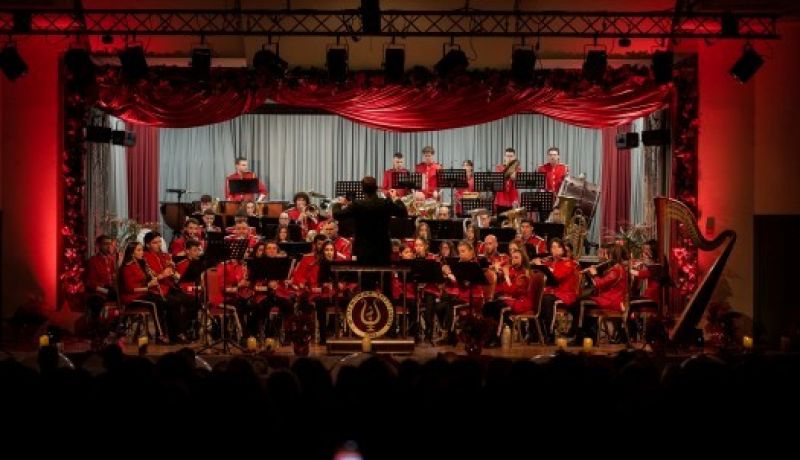 Πρωτοχρονιάτικη Συναυλία Φιλαρμονικής Λουτρακίου: Μουσική, λάμψη και αισιοδοξία για τη νέα χρονιά